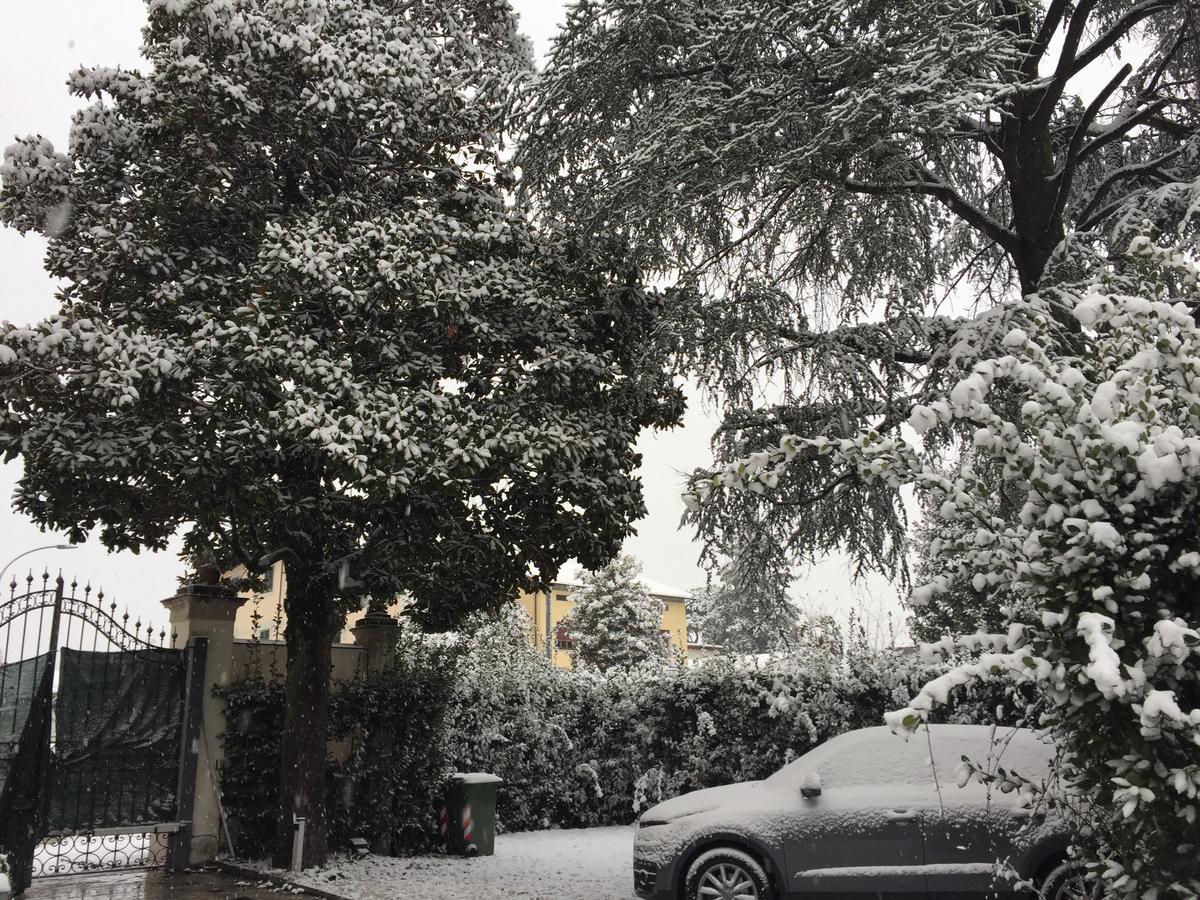 Lucca Relais Bed & Breakfast Bagian luar foto