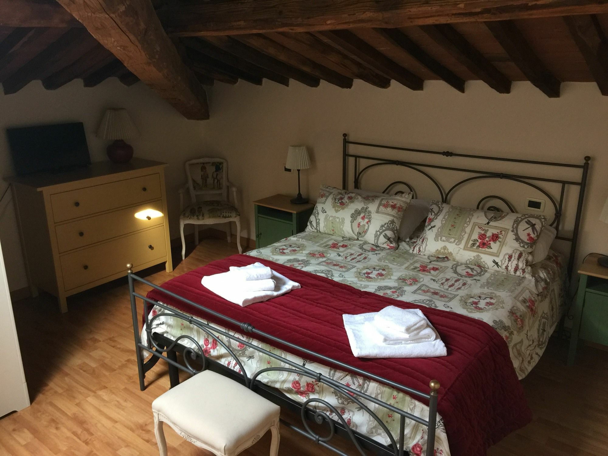 Lucca Relais Bed & Breakfast Bagian luar foto